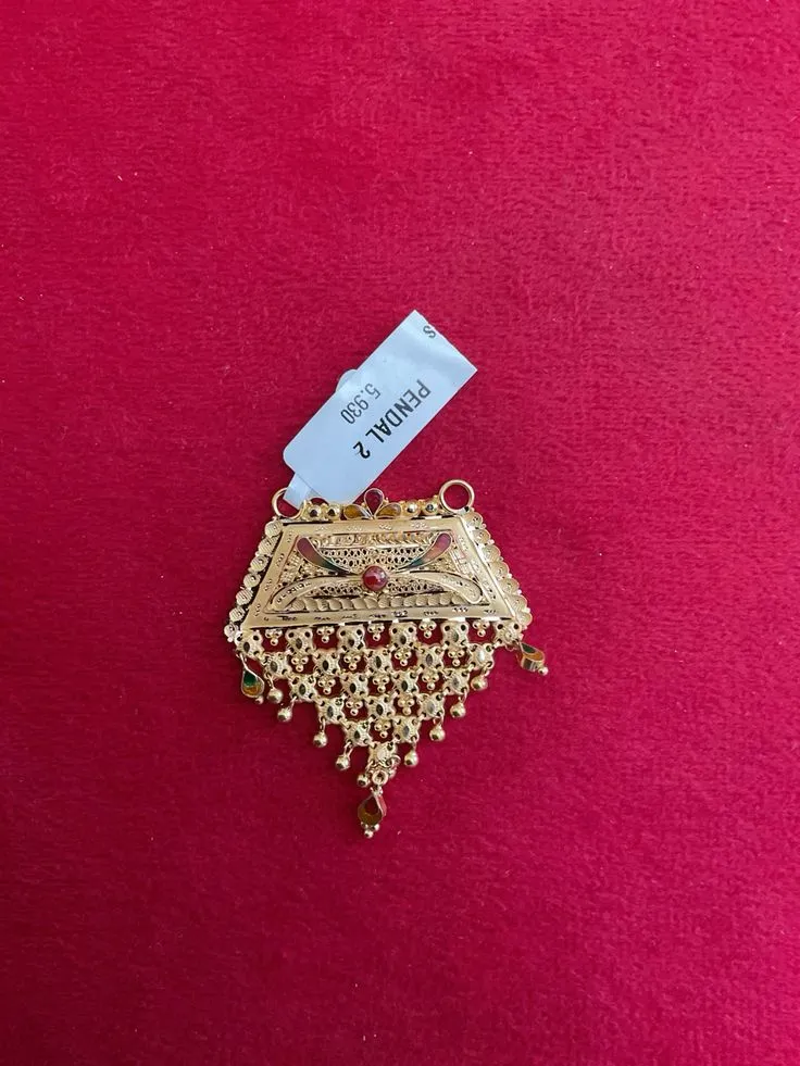 PENDENT 