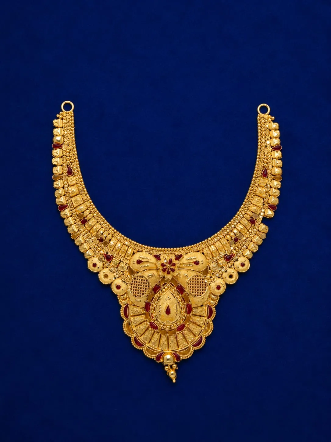 NECKLESS  - View 2