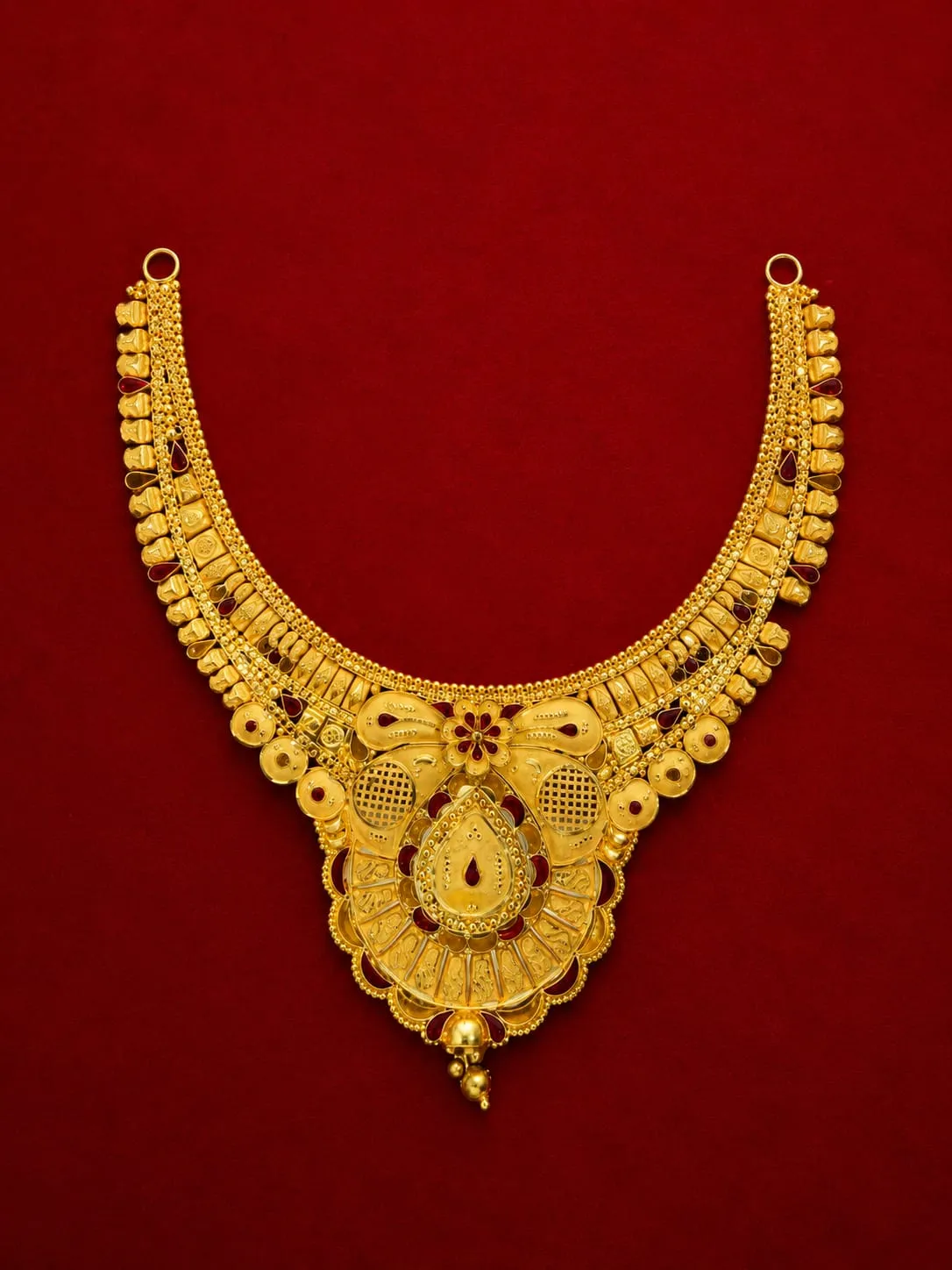 NECKLESS 