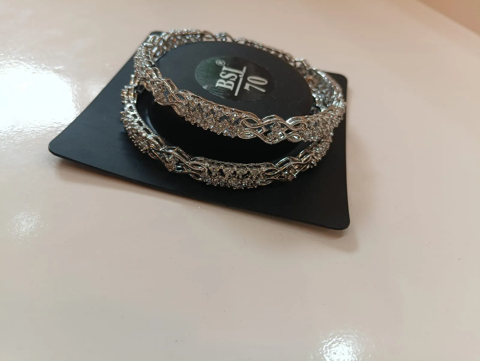 BANGLE